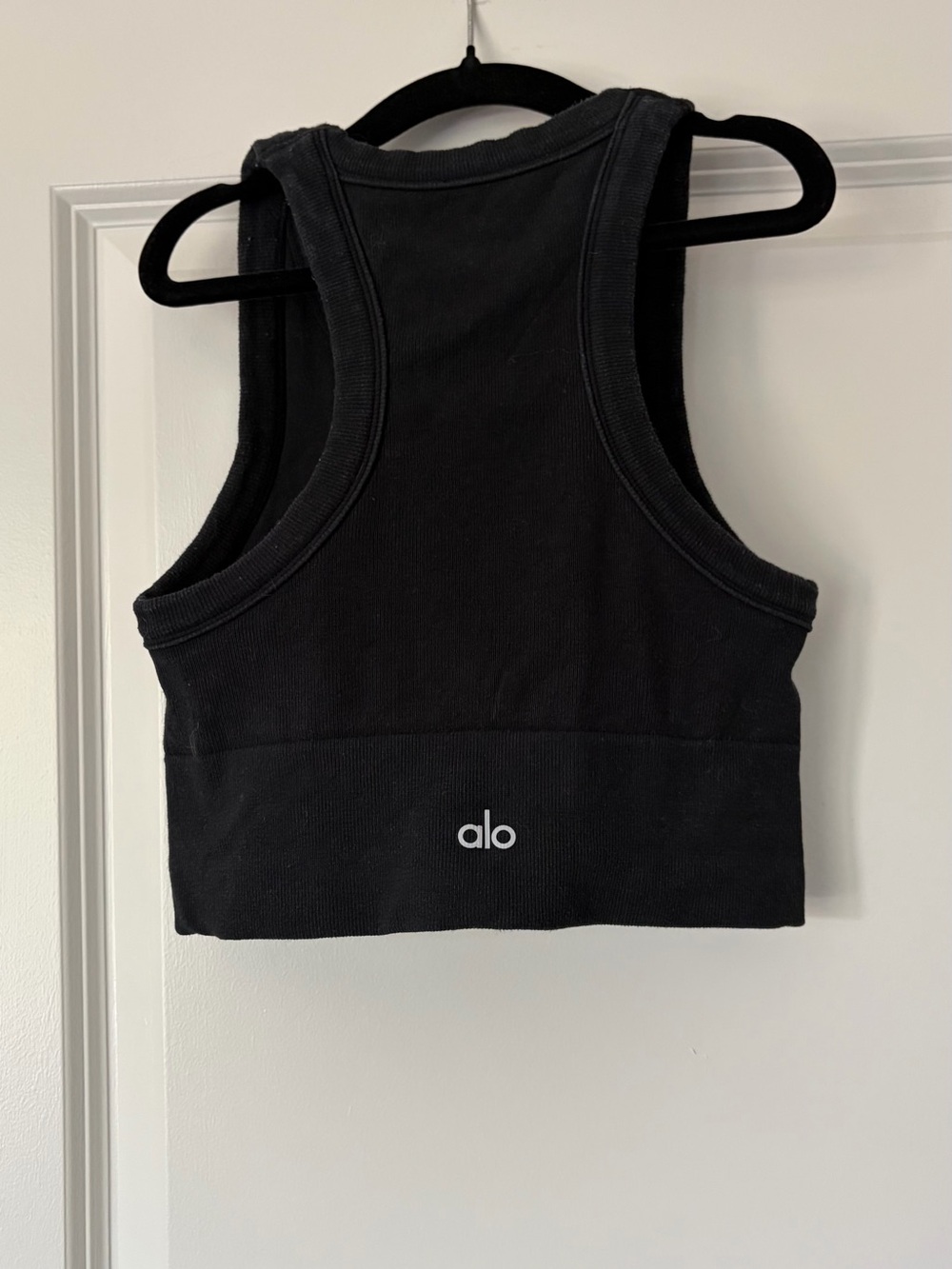 ALO Yoga Seamless Delight Black Racerback Crop Sports Bra